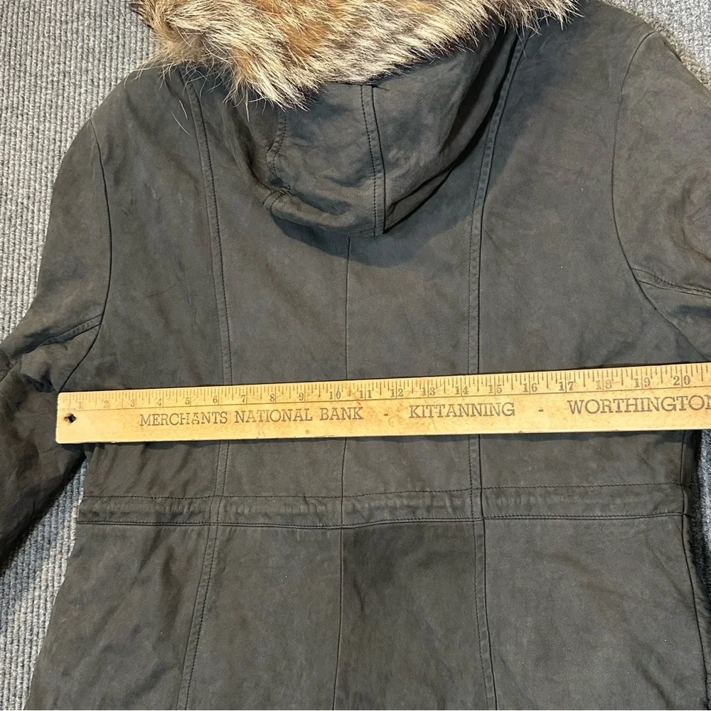 Lone Pine Leather Duffle Coat Women's M Coyote Fur Hood Toggle USA Made Vintage - Picture 10 of 13
